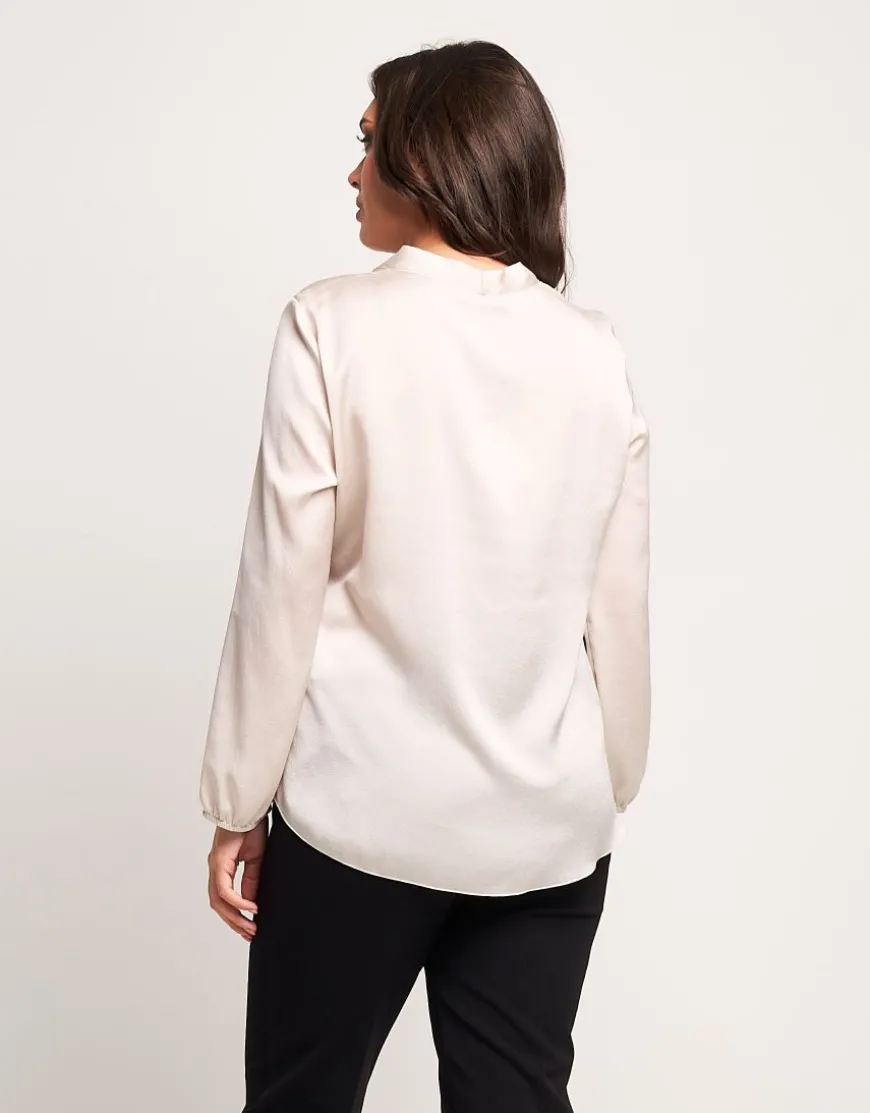 Camicia in raso con cravattina