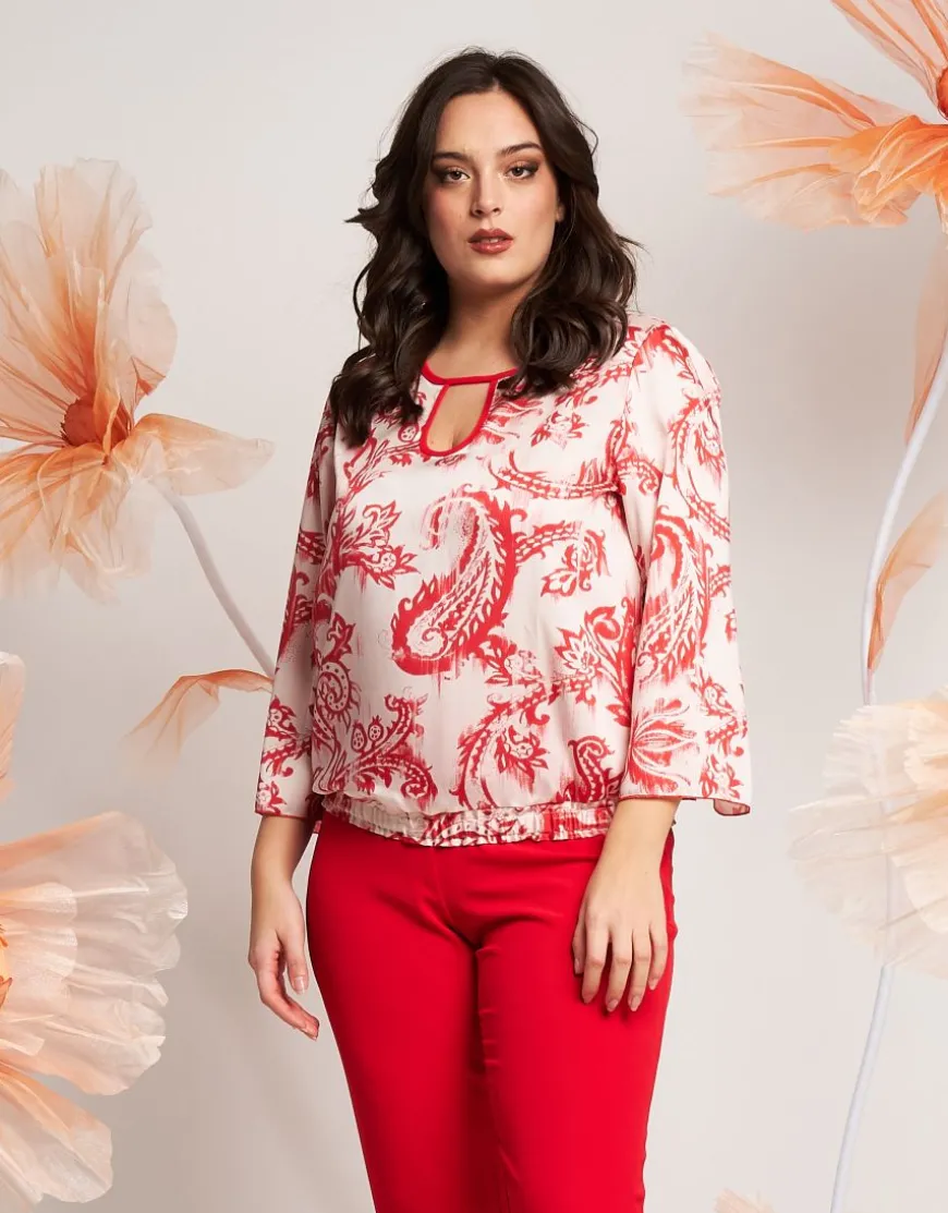 Casacca con goccia sullo scollo