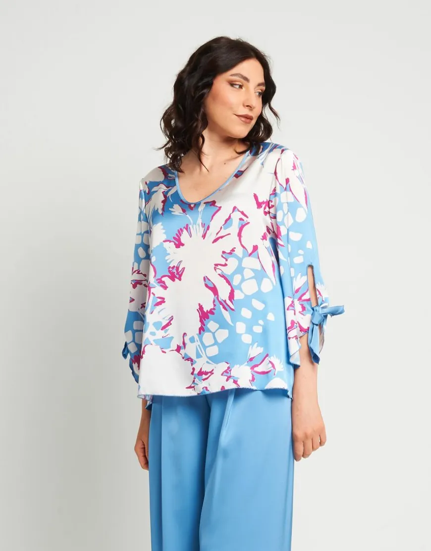 Casacca con scollo a V e fiocchi