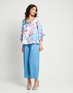 Casacca con scollo a V e fiocchi