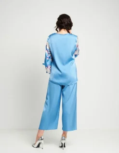 Casacca con scollo a V e fiocchi