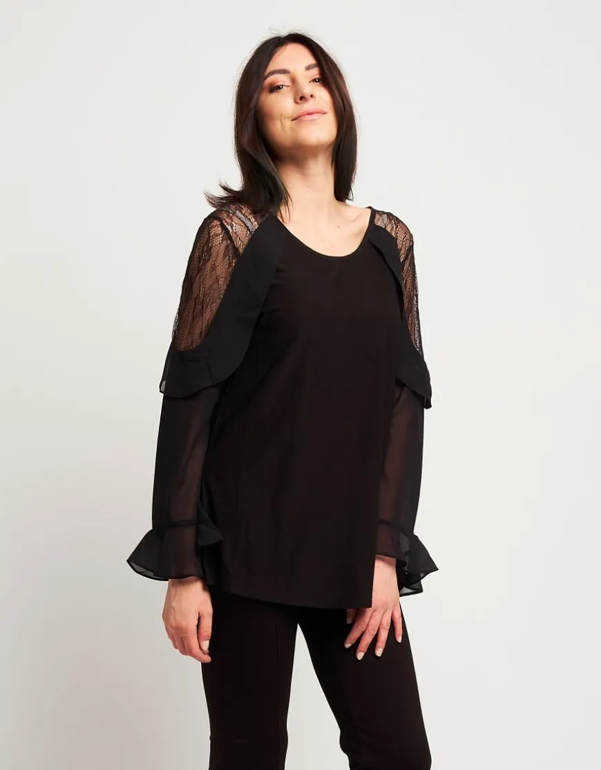 Casacca con volant e pizzo