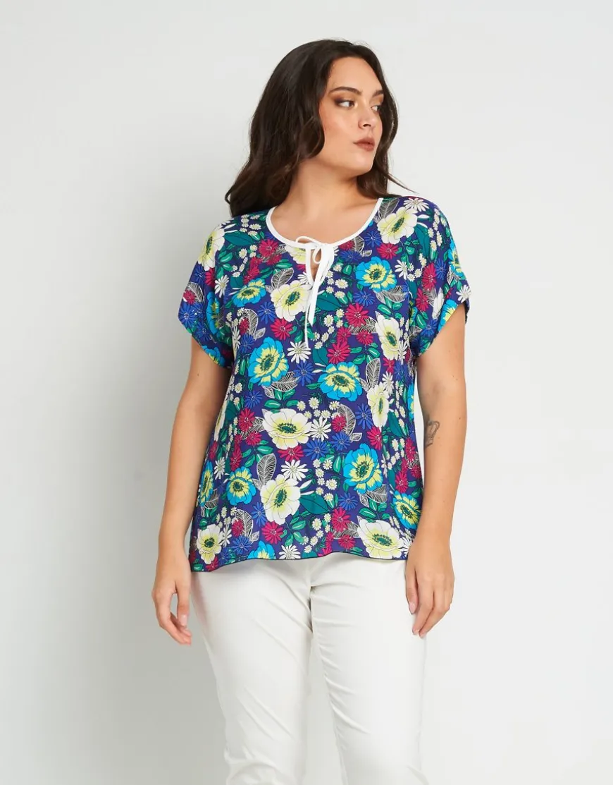 Casacca fantasia con maniche a kimono e fiocco
