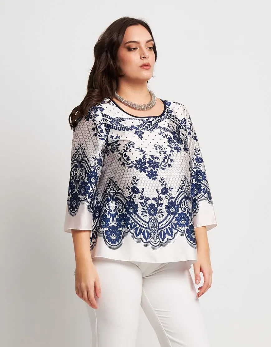 Casacca svasata in fantasia pizzo