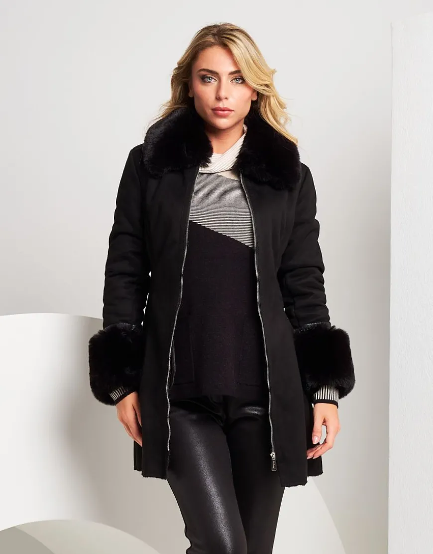 Ecomontone con zip e dettaglio borchie