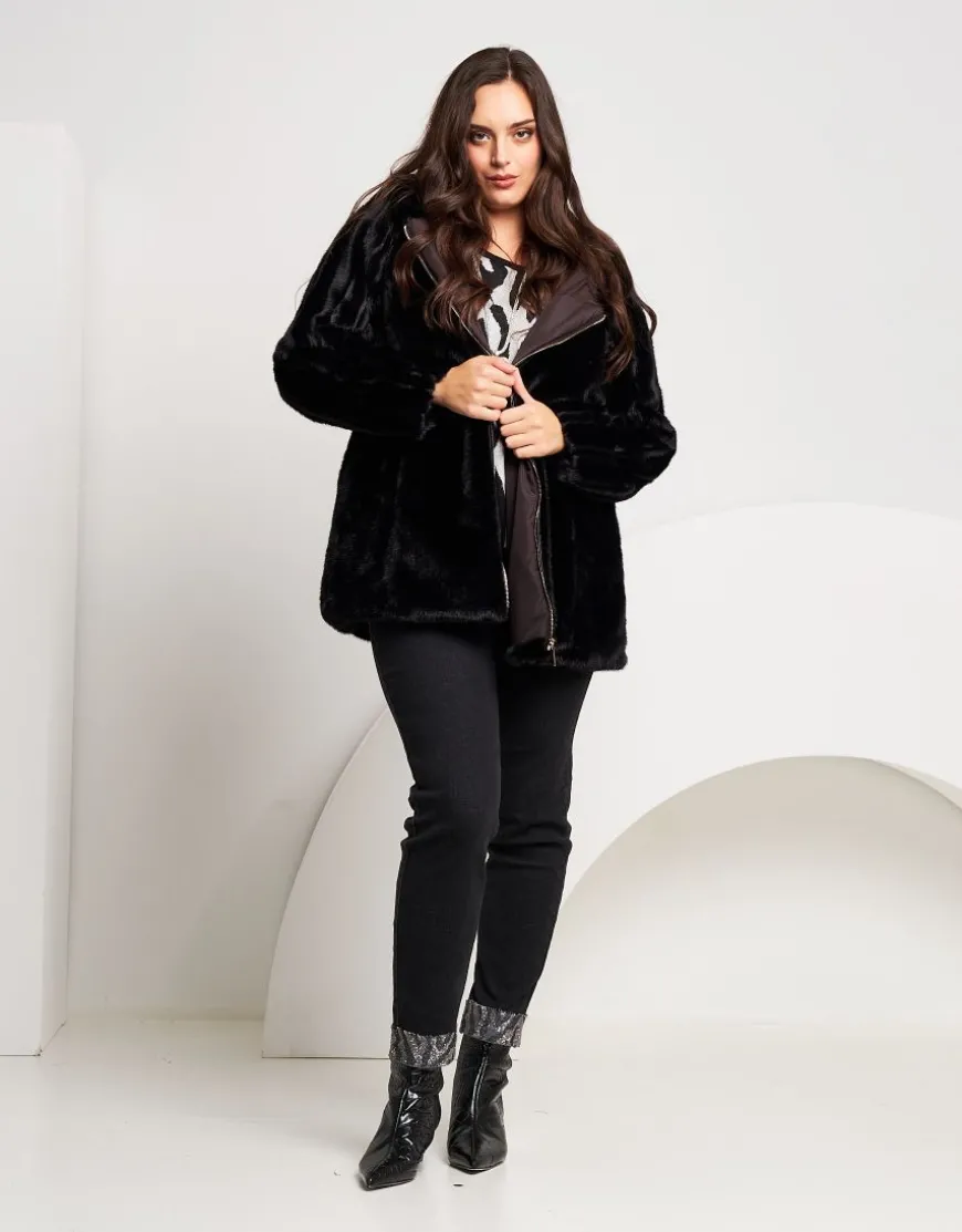 Ecopelliccia con cappuccio e zip