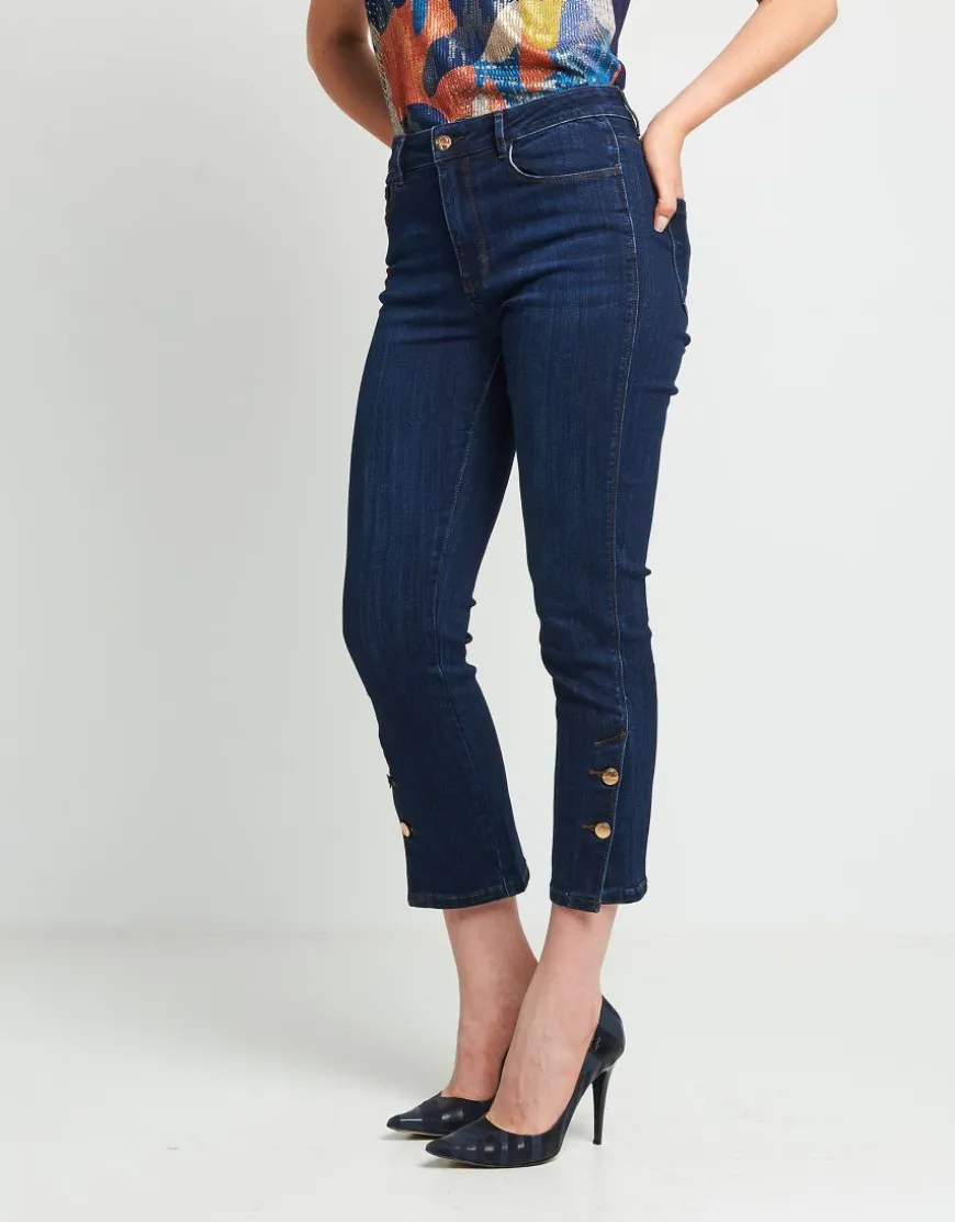 Jeans 5 tasche con spacco e bottoni
