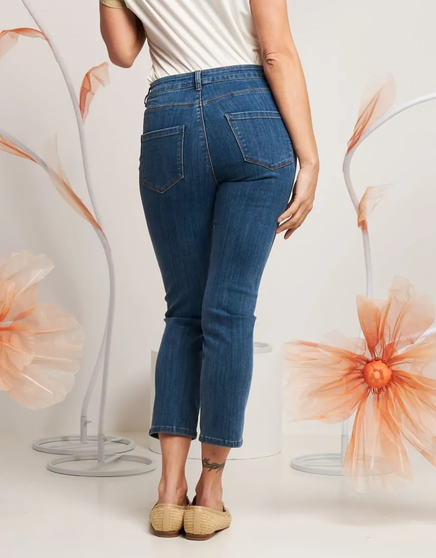 Jeans Capri con spacco e bottoni