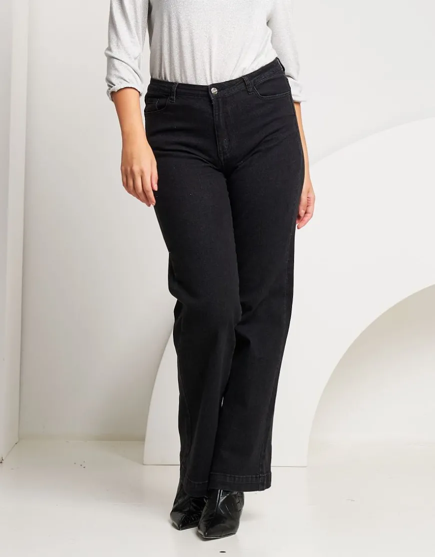 Jeans largo con tasca animalier