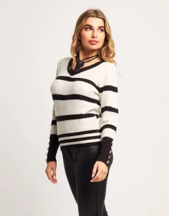 Maglia a righe con paillettes e bottoni