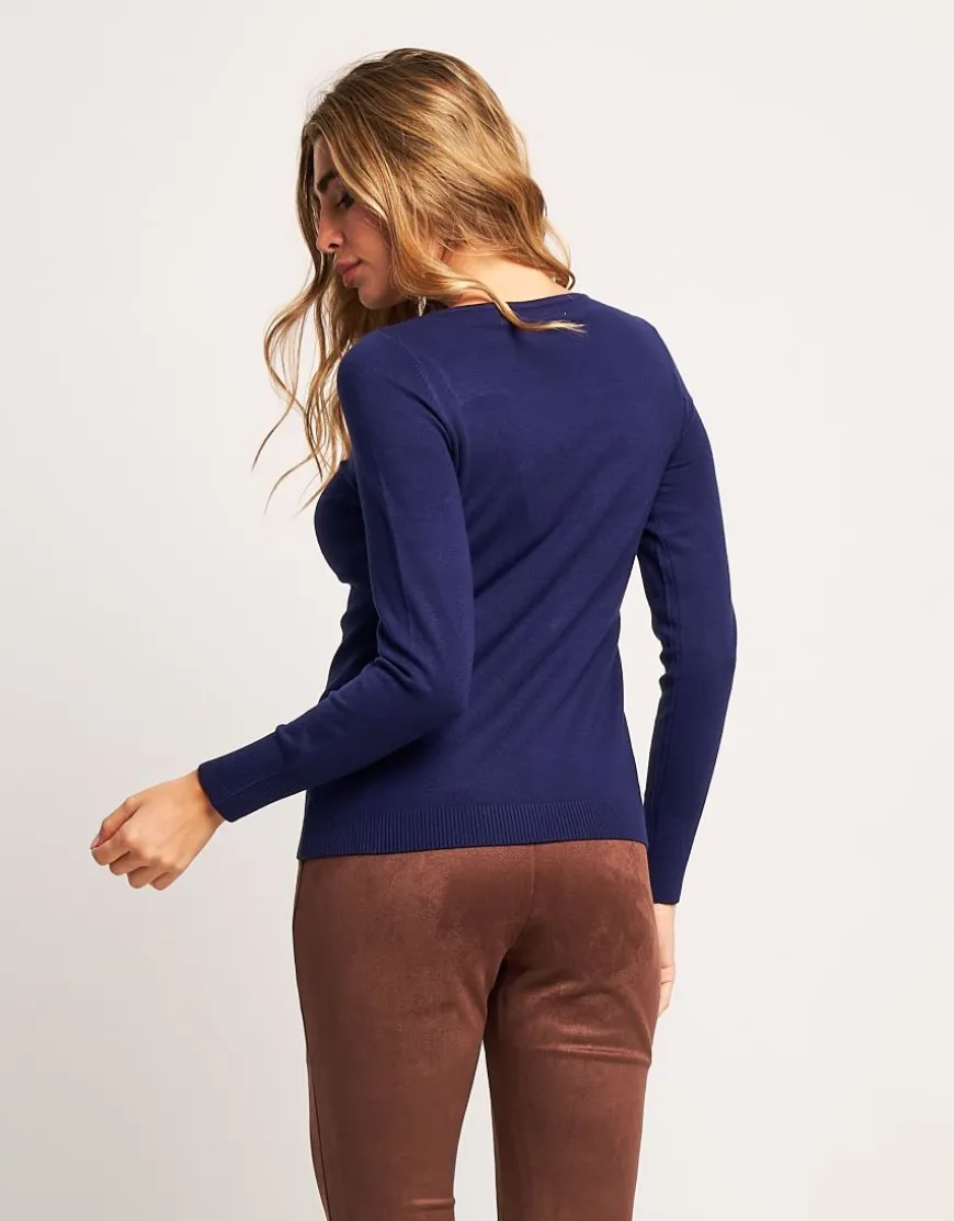 Maglia con apertura e gancino sullo scollo