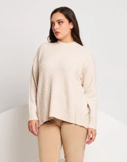 Maglia con coste e fondo stondato