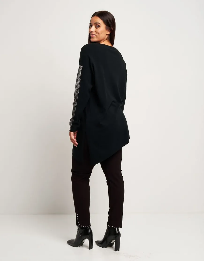 Maglia con strass sulle maniche