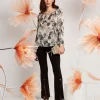 Pantalone a zampa con spacco e pizzo