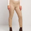 Pantalone con elastico e risvolto