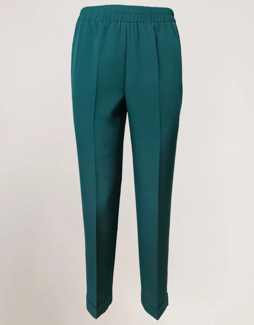 Pantalone con risvolto sul fondo