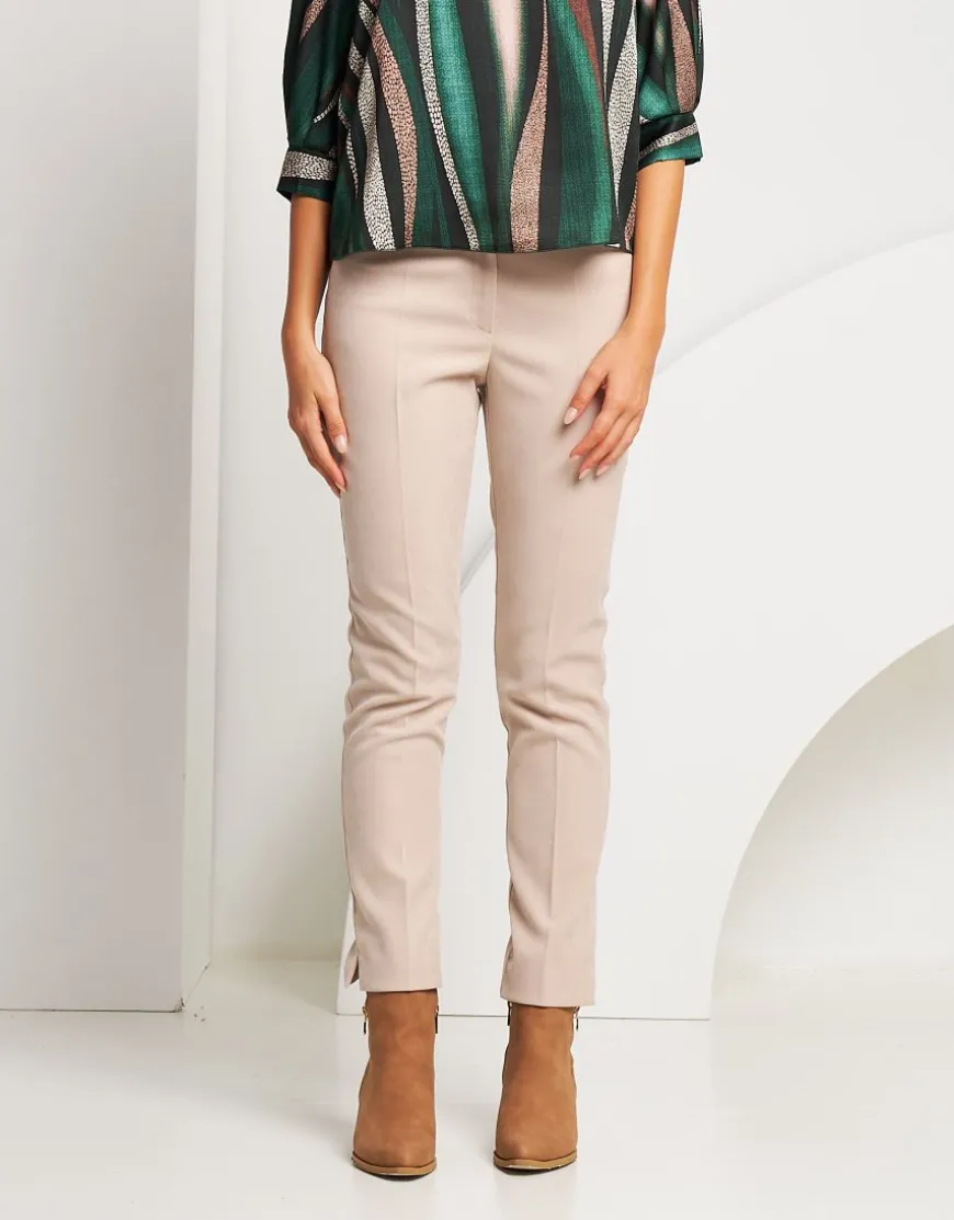 Pantalone effetto velluto con elastico