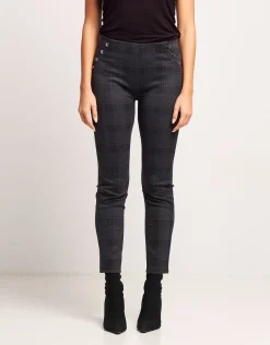 Pantalone in motivo con tasche e bottone