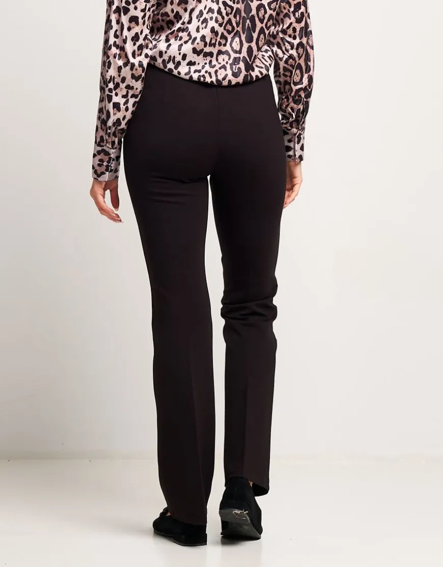 Pantalone largo con impuntura