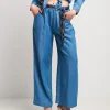 Pantalone largo in denim con tasche