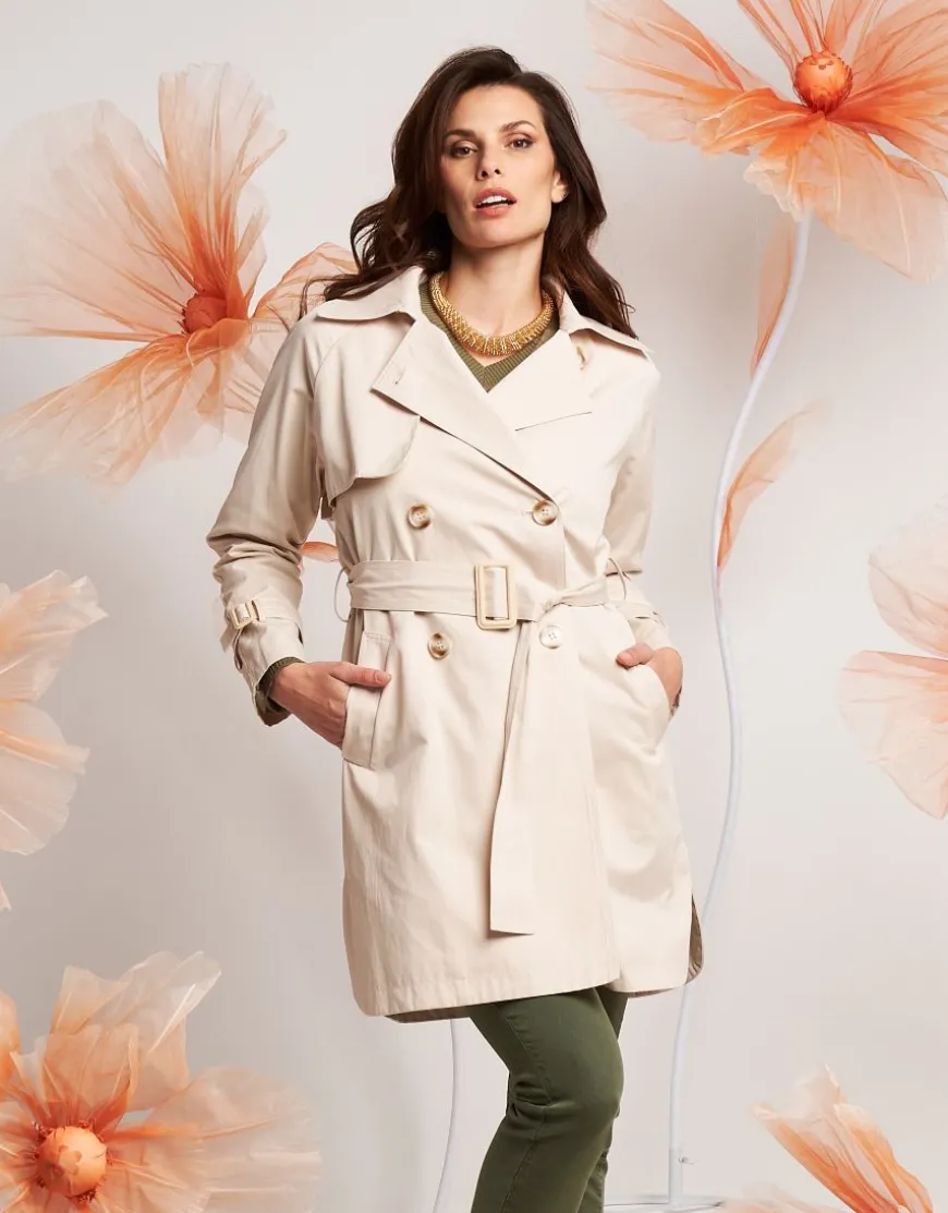 Trench con cintura in vita