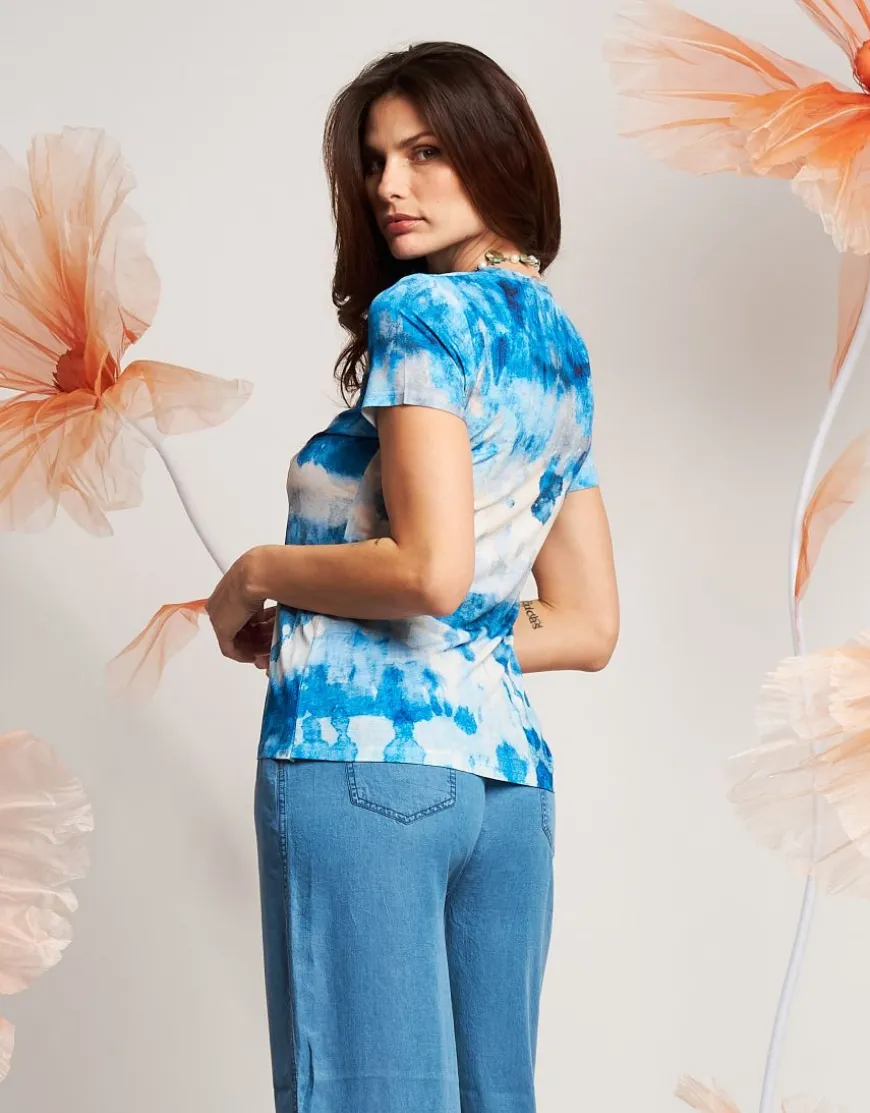T-shirt con patch a cuore
