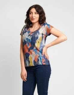 T-shirt fantasia con dettagli dorati