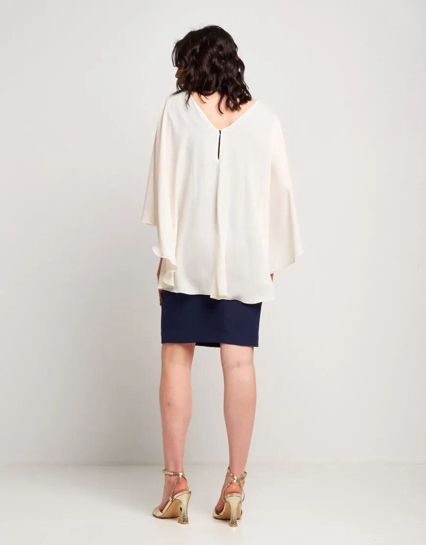 Vestito a tubino con mantellina