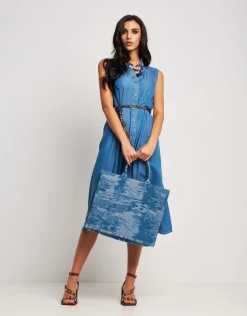 Vestito in denim con tasche e cintura